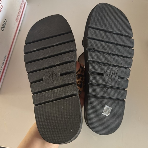 Stuart Weitzman Elodie Cross Lug Slide Sandal in haircalf - Picture 16 of 16